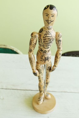 mr-johnny-the-amazing-tattooed-puppet-1